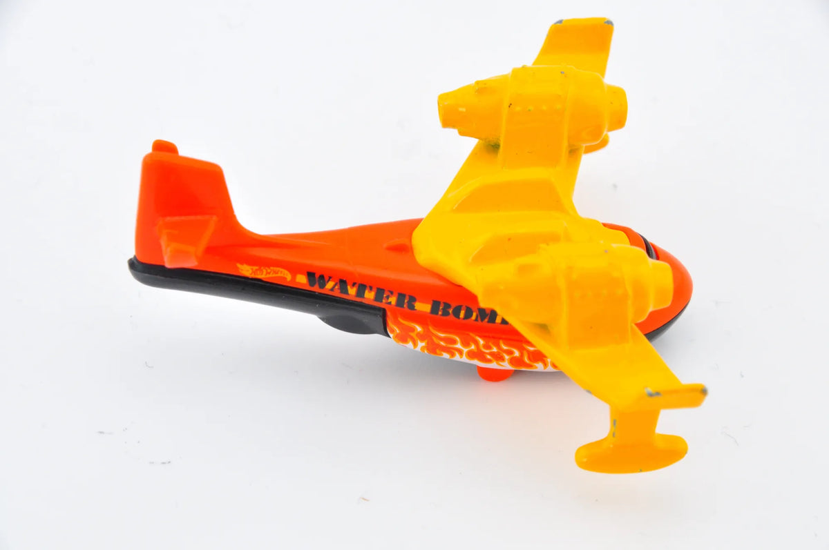 Water Bomber, Hot Wheels, die cast resoraki, 1:64 – zdjęcie 6