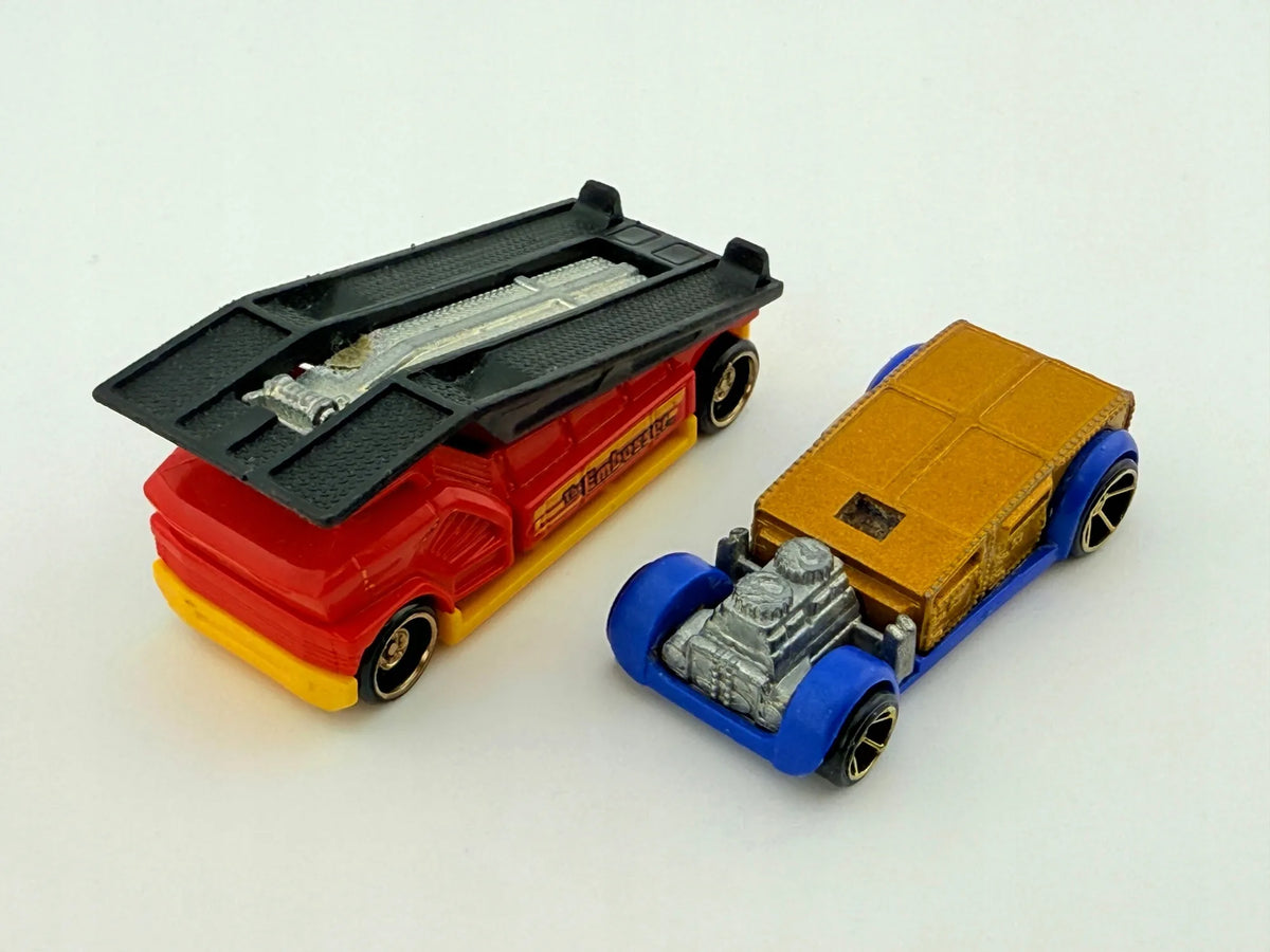 The Embosser Hot Wheels 2010 Żółty, 1:64 – zdjęcie 6
