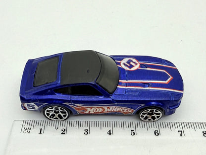 Datsun 240Z Hot Wheels Niebieski 1:64 – zdjęcie 6