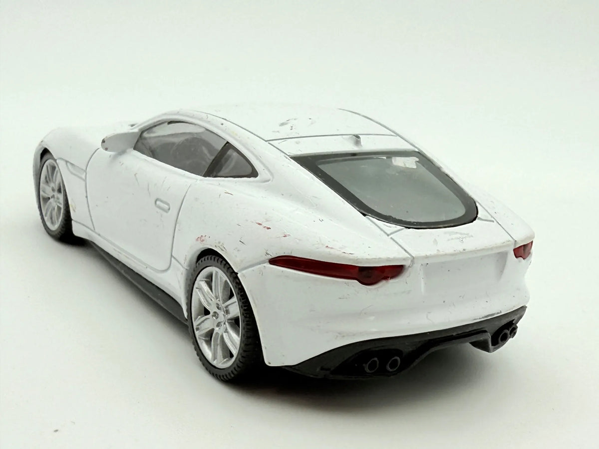 Jaguar F-Type Coupe Welly Biały 1:60 – zdjęcie 6