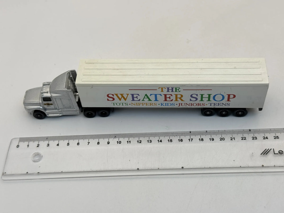 Ciężarówka MACK CH 600 Convoy Lledo 1970 1:100 Made in England Sweater Shop – zdjęcie 6