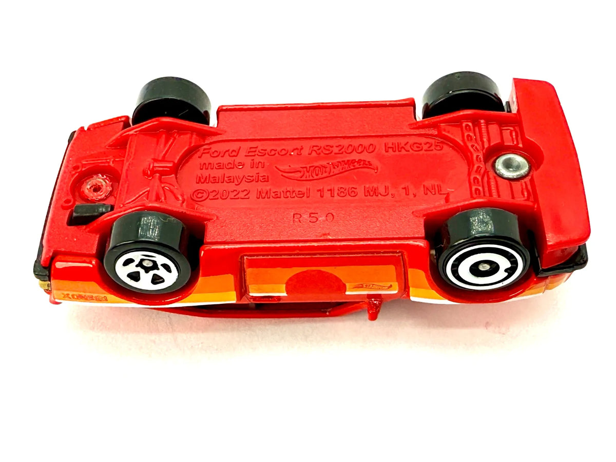 Ford Escort Rs2000 Hot Wheels 2022 Czerwony 1:64 – zdjęcie 6