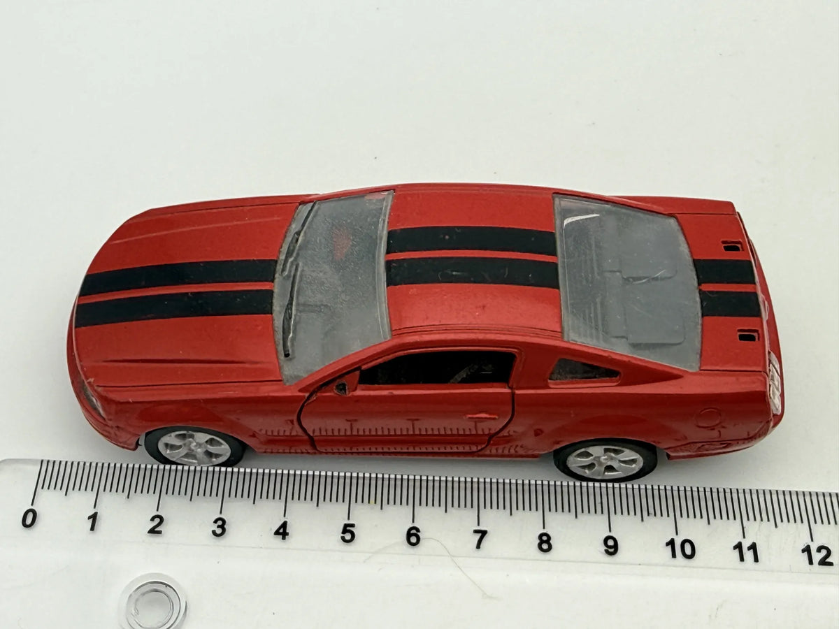 FORD MUSTANG GT z 2006 r. AmerCom Collection, Die cast, Czerwony, 1:38 – zdjęcie 6
