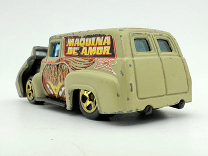 '56 Ford F-100 Máquina de Amor Hot Wheels Beżowy 1:64 – zdjęcie 6