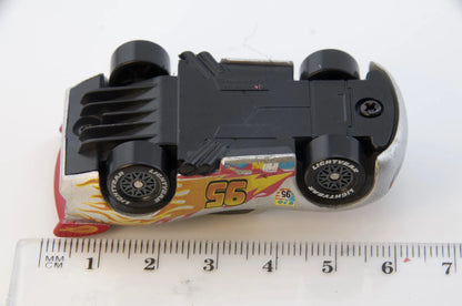 Zygzak Lightning Mcqueen Disney Srebrny 1:64 – zdjęcie 6