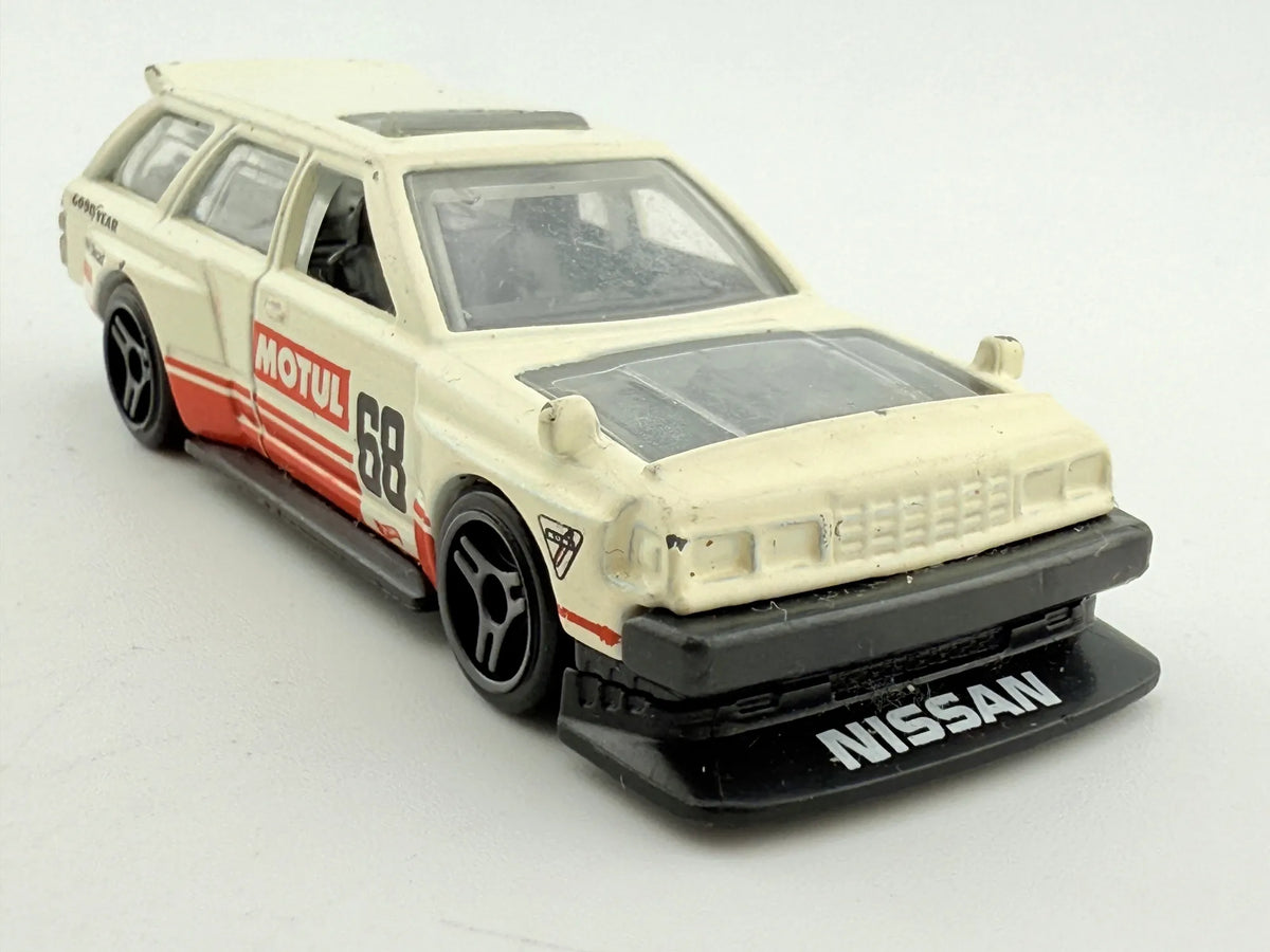 Nissan Maxima Drift Car Hot Wheels Biały 1:60 – zdjęcie 6