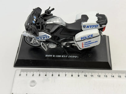 MOTOCYKL BMW R 1200 (NYPD) POLICJA New-Ray 2019 Biały 1:16 – zdjęcie 6