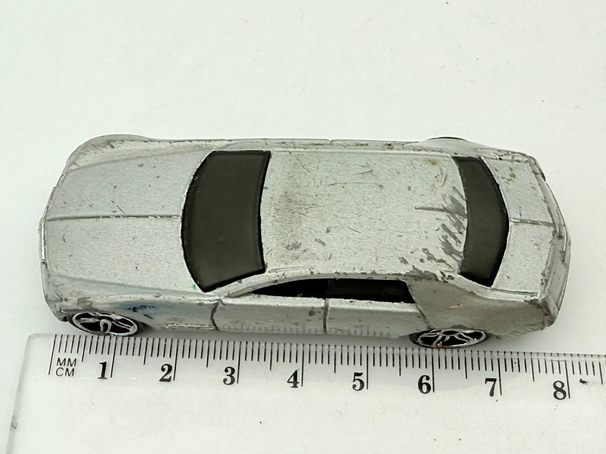 Cadillac V-16 Hot Wheels Srebrny 1:64 – zdjęcie 6
