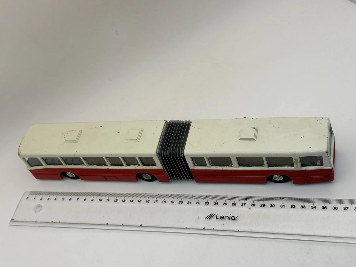 VOLVO B10M Conrad '70 Czerwony 1:50 Made in West Germany – zdjęcie 6