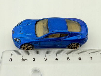 Aston Martin Dbs Mainline Hot Wheels Niebieski 1:64 – zdjęcie 6