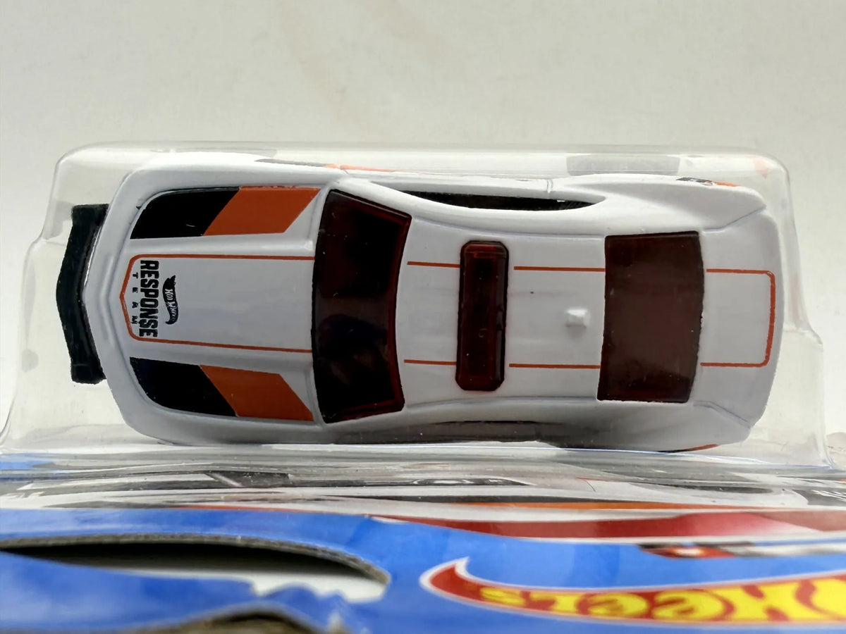 '10 Camaro Ss HW FIRST RESPONSE Policja Hot Wheels 2024 Biały 1:64 – zdjęcie 6