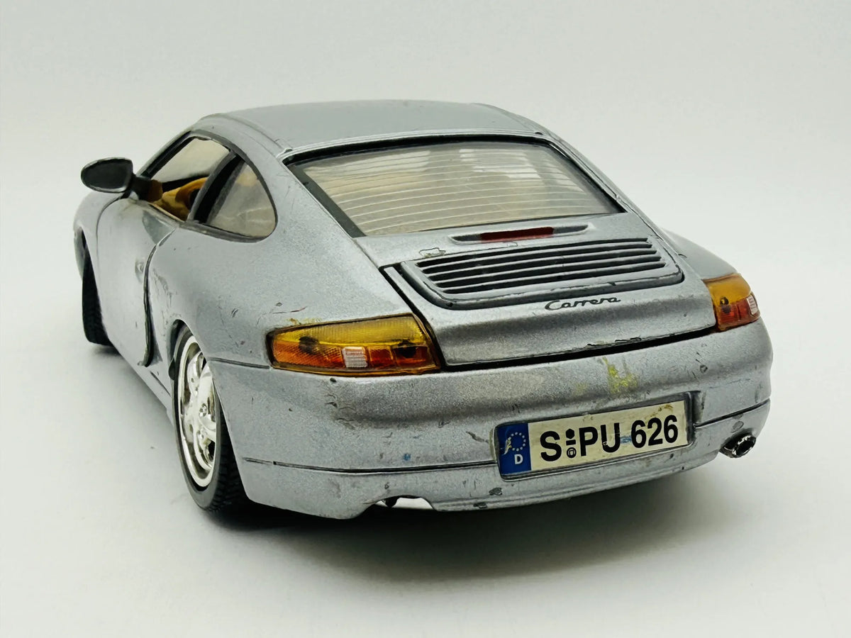 Porsche 911 Carrera 996 Welly 1999 1:18 Luzak Srebrny – zdjęcie 6