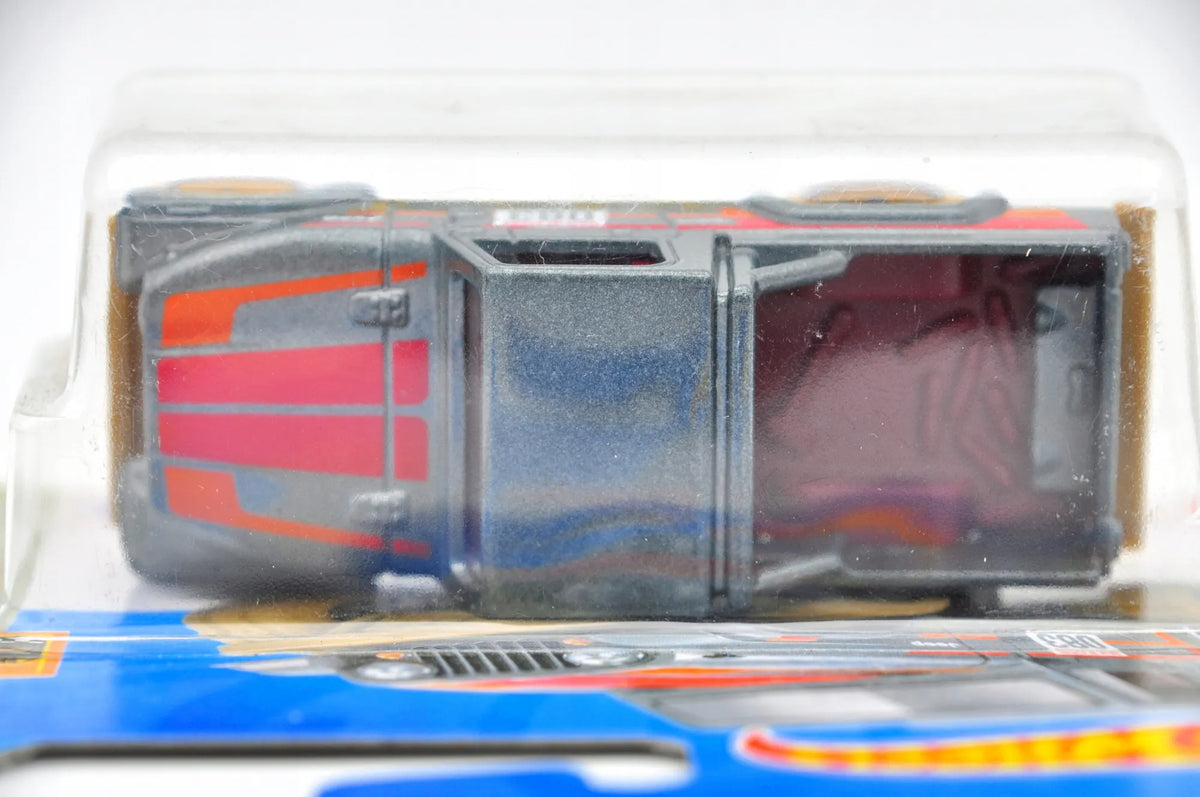 Jeep Scrambler Hot Wheels 2023 Srebrny, 1:64 – zdjęcie 6