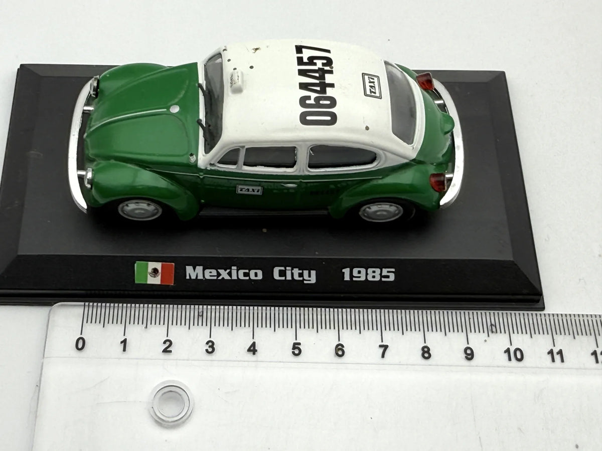 VOLKSWAGEN BEETLE TAXI MEXICO CITY 1985, AmerCom 1985 Zielony 1:43 Resoraki – zdjęcie 6