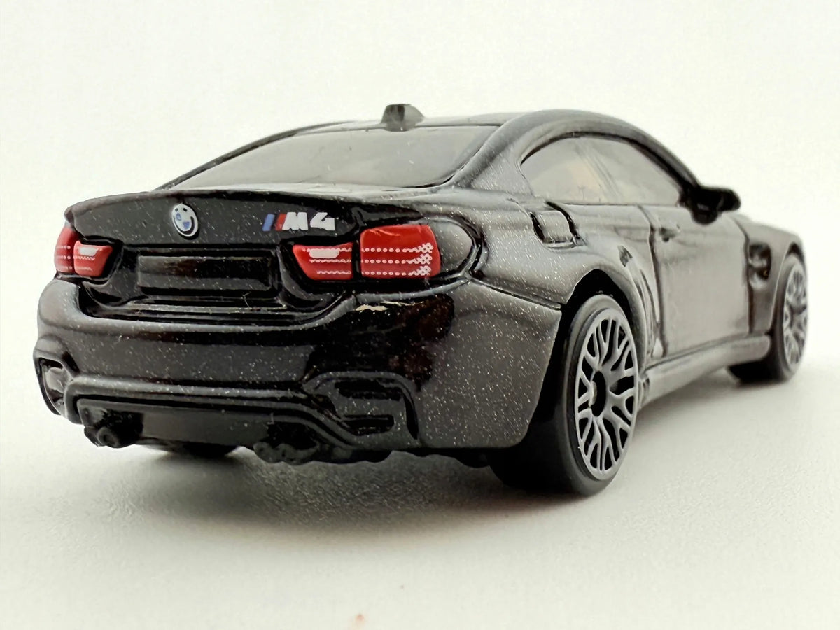 BMW M4, Hot Wheels, Resoraki, Die cast 549, Czarny, 1:64 – zdjęcie 6