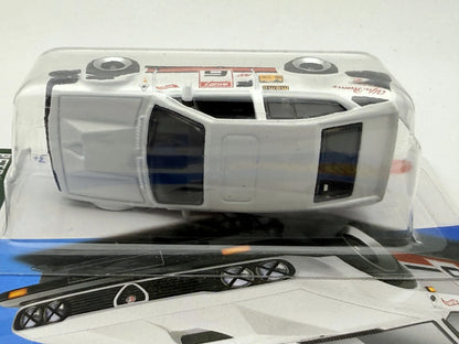 ALFA ROMEO GTV6 3.0 Retro Racers Hot Wheels 2023 Biały 1:64 – zdjęcie 6