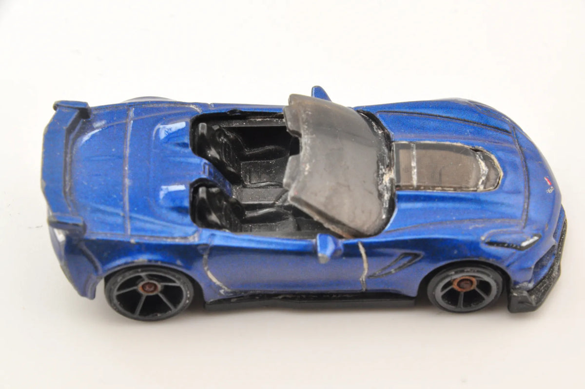 Chevrolet Corvette Zr1 Convertible, Hot Wheels, die cast resoraki, 1:64 – zdjęcie 6