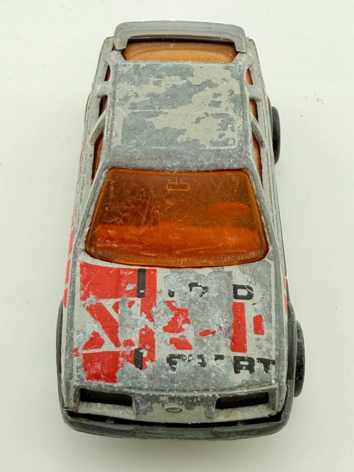 Ford Sierra Xr4I Matchbox Srebrny 1:64 Made in Macau – zdjęcie 6