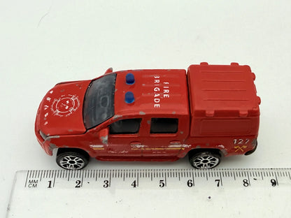 Volkswagen Amarok Czerwony 1:64 – zdjęcie 6