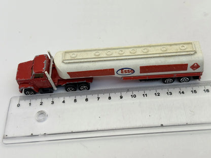 Cysterna Paliwowa Majorette Czerwony 1:87 Made in France Esso – zdjęcie 6
