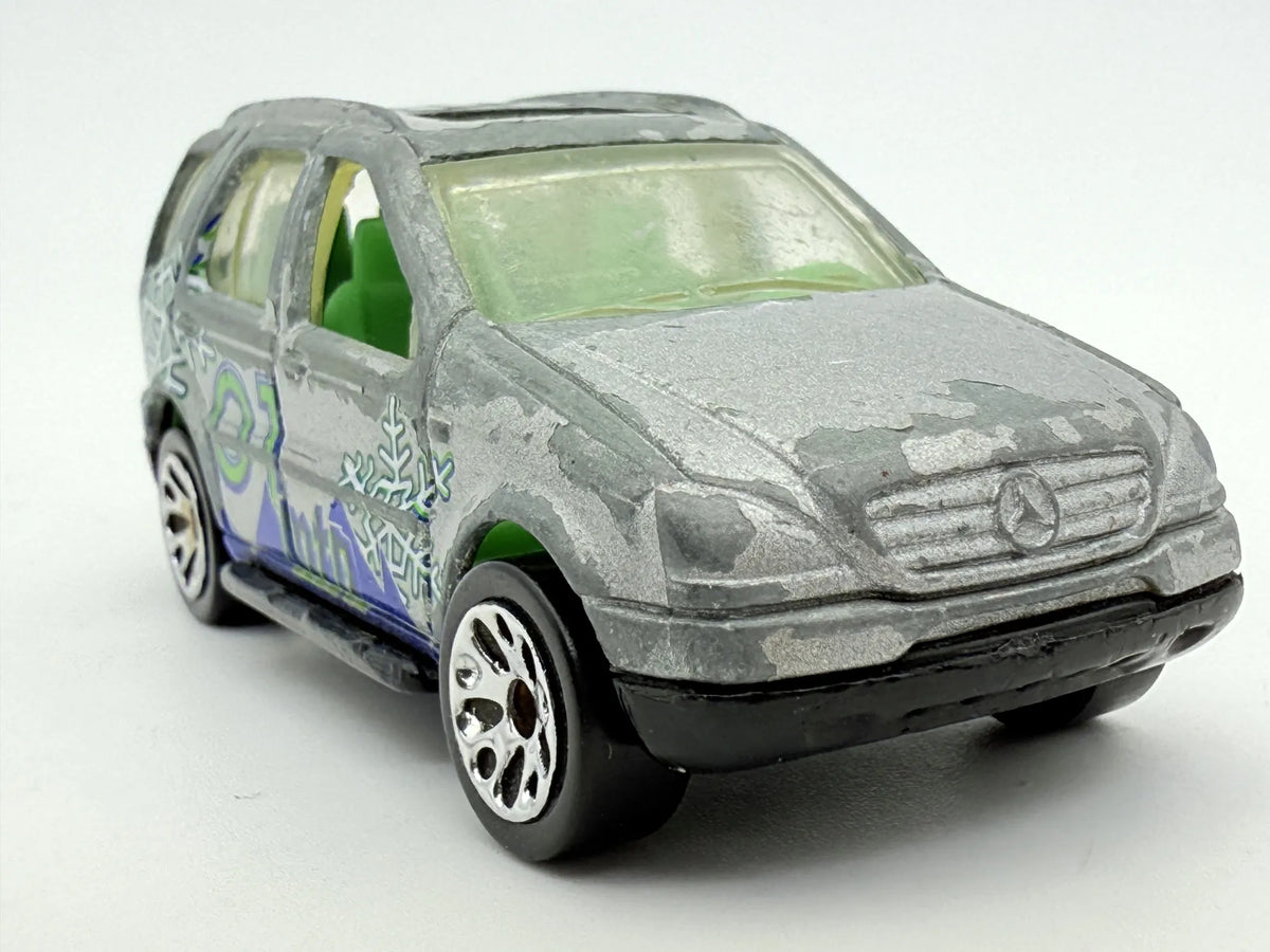 Mercedes-Benz Ml 430 Matchbox Srebrny 1:62 – zdjęcie 6