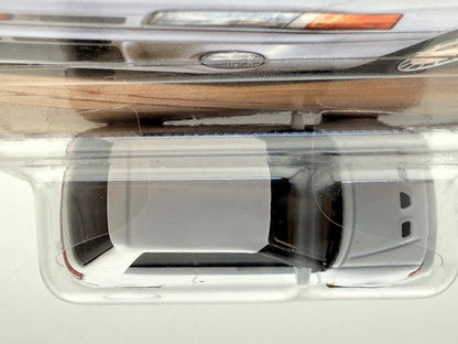 MAZDA 323 GTR Hot Wheels 2022 Biały 1:64 Hatchback – zdjęcie 6