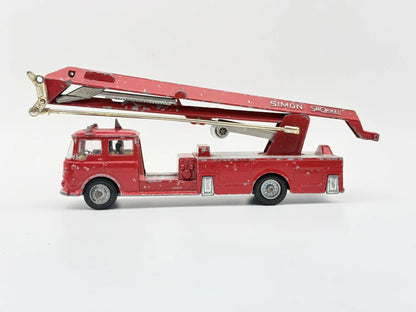 SIMON SNORKEL FIRE ENGINE Corgi Made in Great Britain Die cast 904525, 1:43 – zdjęcie 6