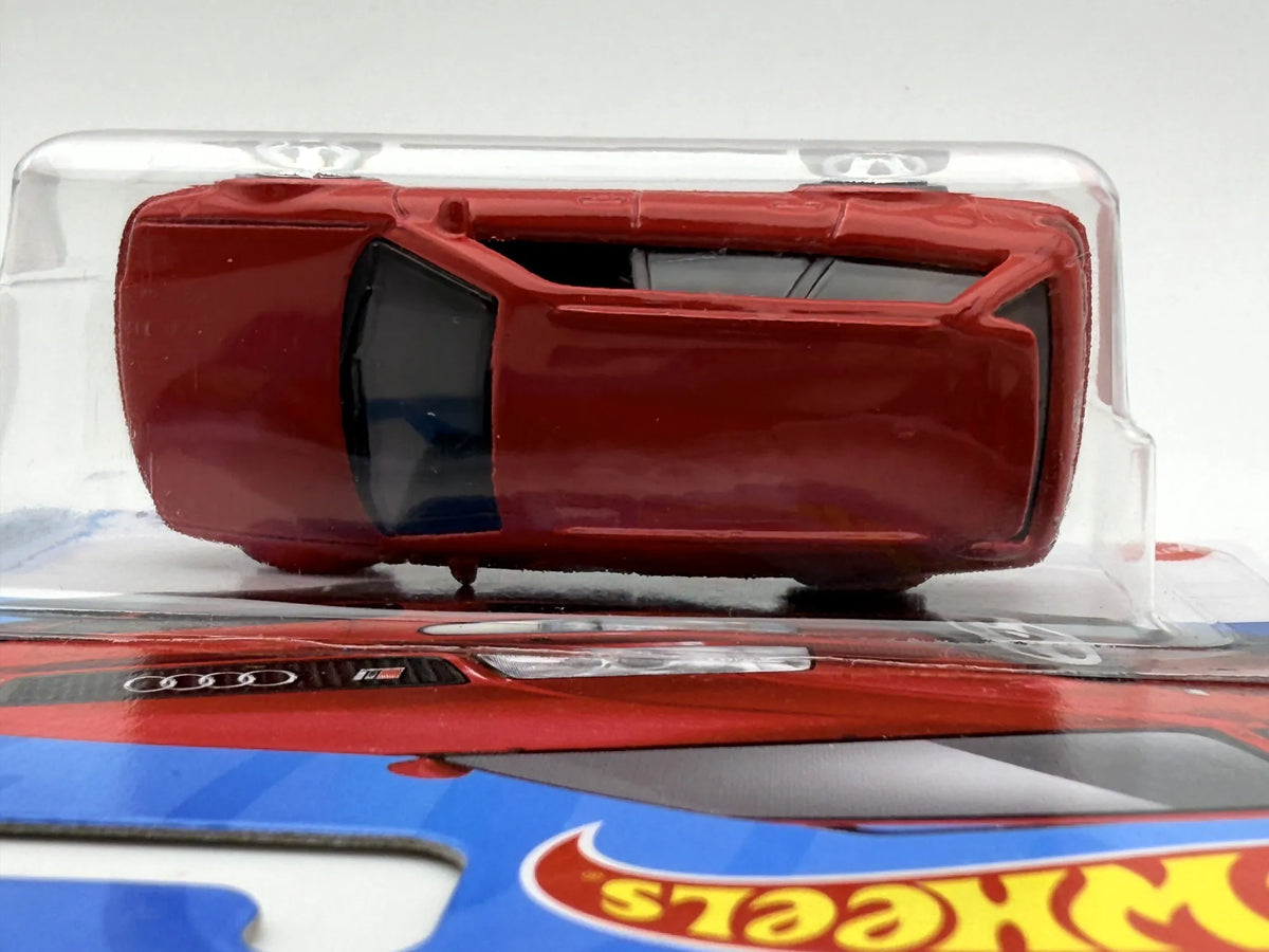 '91 AUDI AVANT RS2 Factory Fresh Hot Wheels 2024 Czerwony 1:64 + Protektor – zdjęcie 6