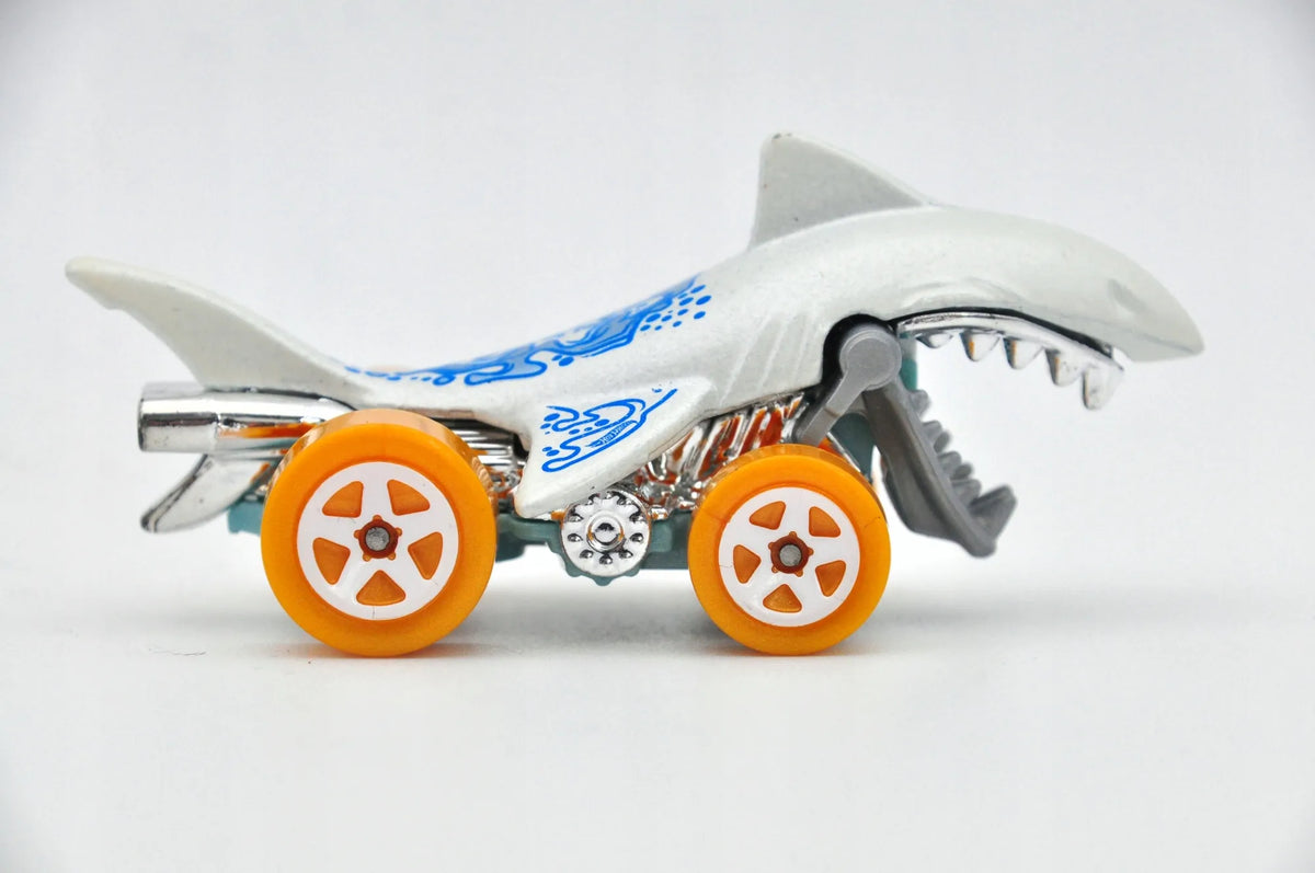 SHARKRUISER, Hot Wheels 2011, Die cast DHP30, Biały, 1:64, Resoraki – zdjęcie 6