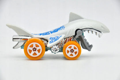 SHARKRUISER, Hot Wheels 2011, Die cast DHP30, Biały, 1:64, Resoraki – zdjęcie 6
