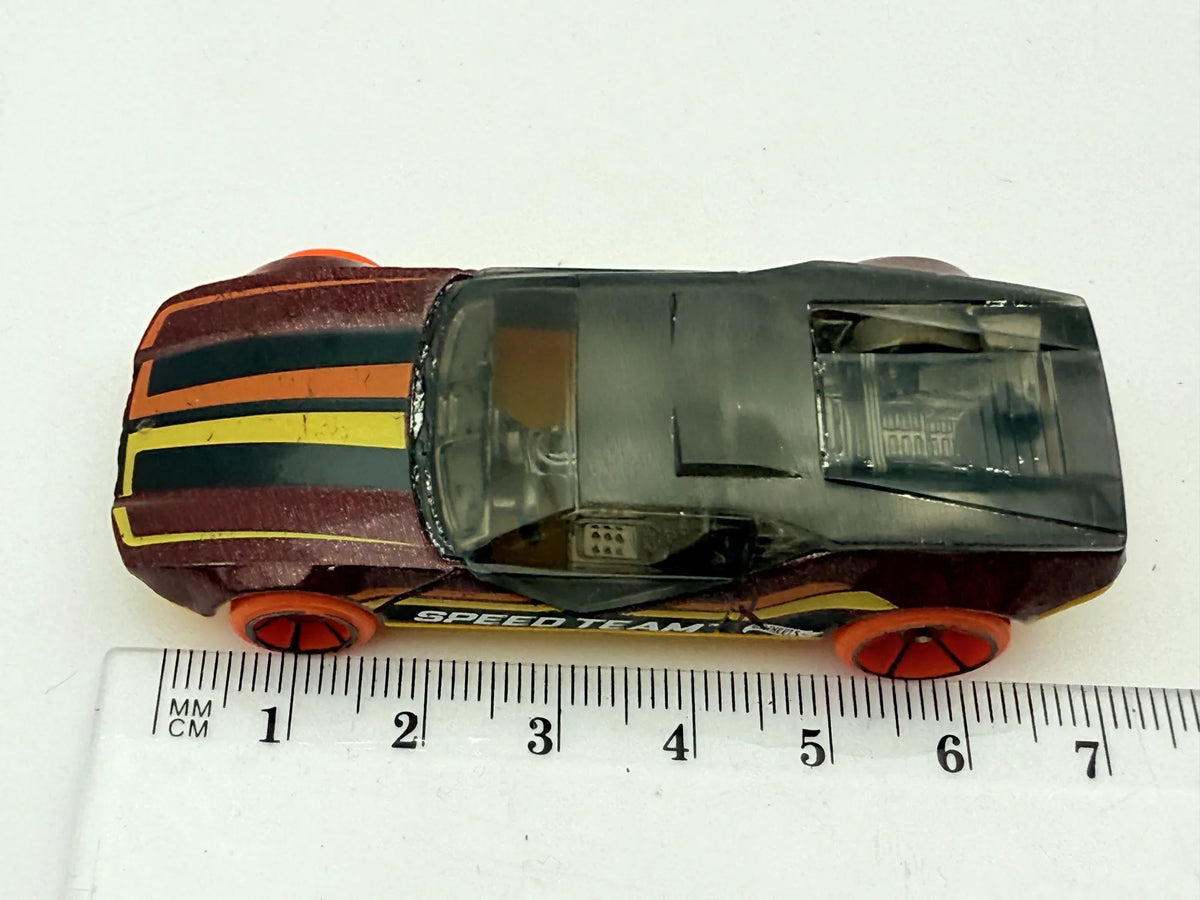 La Fasta Hot Wheels Bordowy 1:64 – zdjęcie 6
