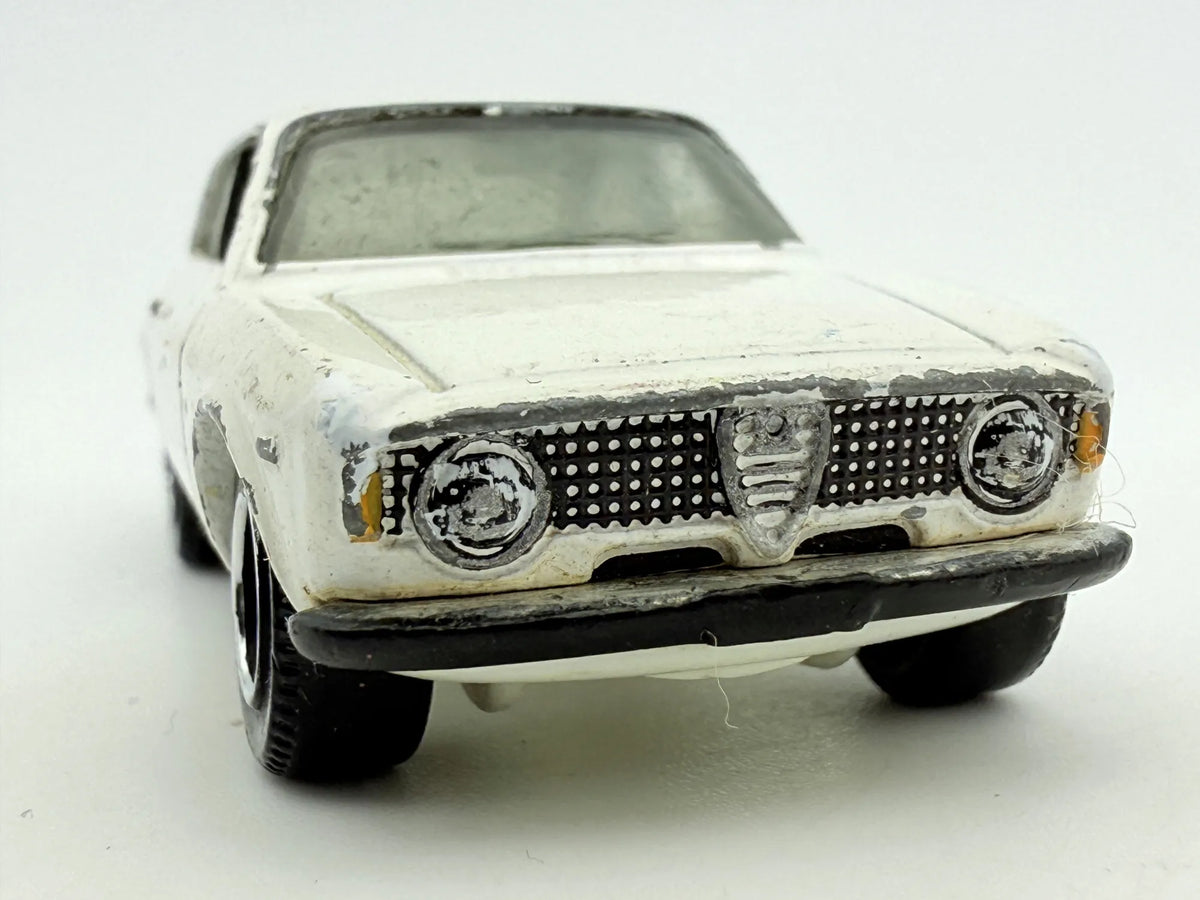 Alfa Romeo Giulia Sprint Gta, Matchbox, die cast resoraki, 1:60 – zdjęcie 6