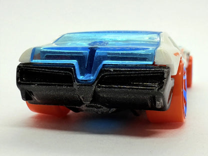 Power Pistons X-Raycers Hot Wheels Biały 1:64 – zdjęcie 6
