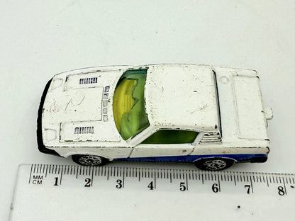 Triumph Tr7 Corgi Biała 1:64 Made in Wielka Brytania – zdjęcie 6