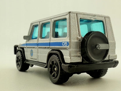 Mercedes-Benz G-Class Matchbox 2017 Srebrny 1:64 – zdjęcie 6