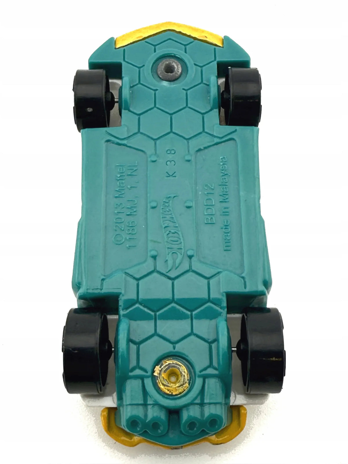 Hw Sports HW J-IMPORTS Hot Wheels 2013 Żółty 1:64 – zdjęcie 6