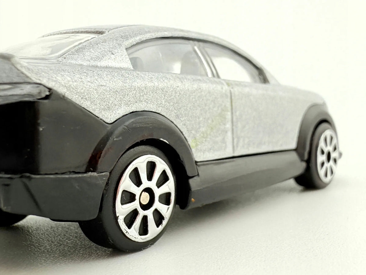 SEDAN CONCEPT CAR S-1 '90 Srebrny 1:64 – zdjęcie 6