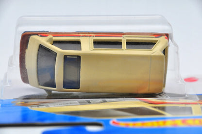 1986 TOYOTA VAN Hot Wheels 2023 Żółty 1:64 – zdjęcie 6