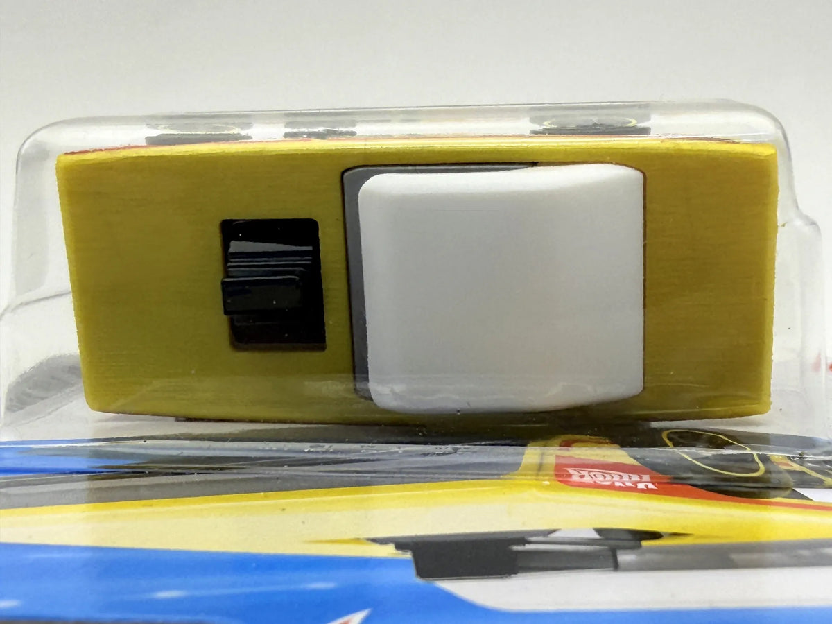 SMALL BLOC HW Metro Hot Wheels 2025 Żółty 1:64 – zdjęcie 6