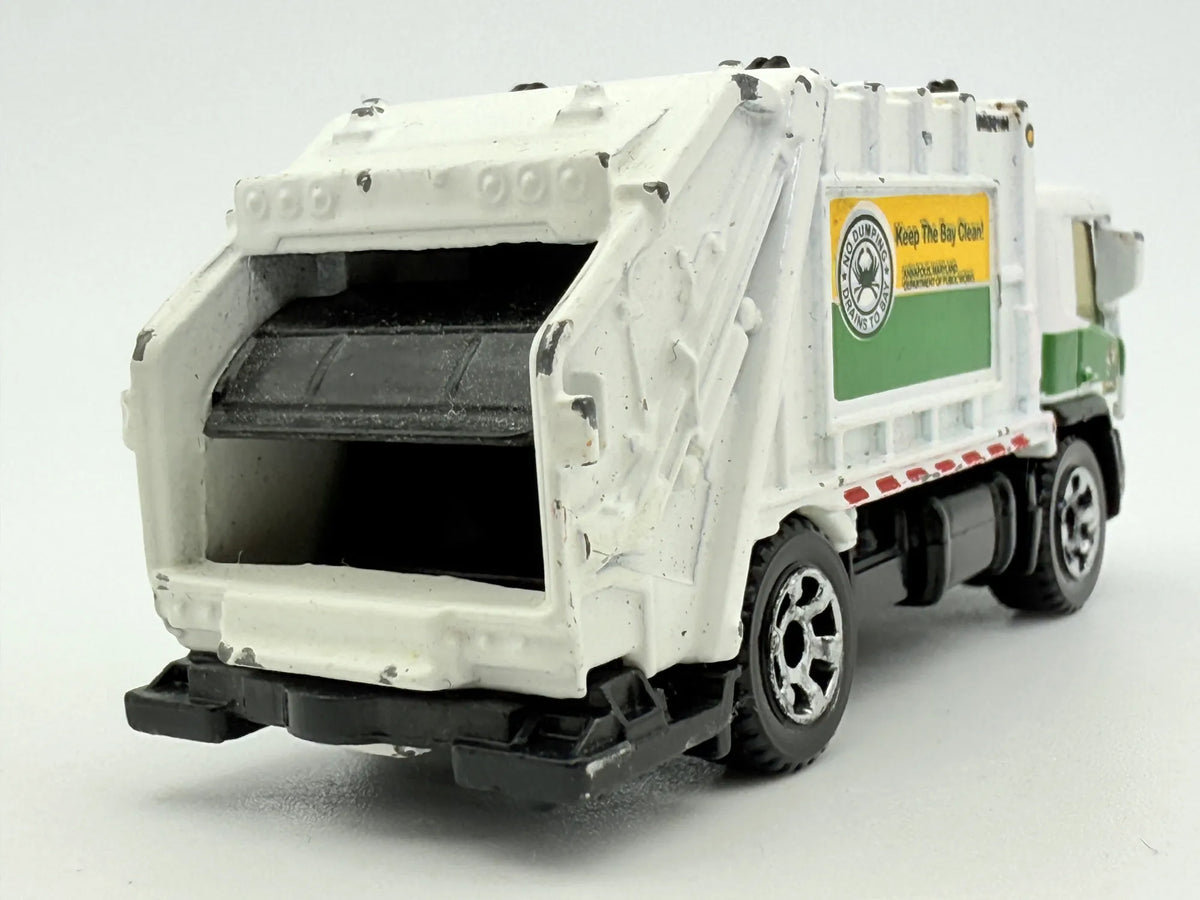 Garbage Truck Matchbox Biała 1:64 – zdjęcie 6