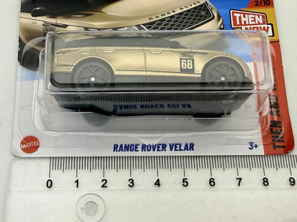 RANGE ROVER VELAR THEN AND NOW Hot Wheels 2025 Złoty 1:64 – zdjęcie 7