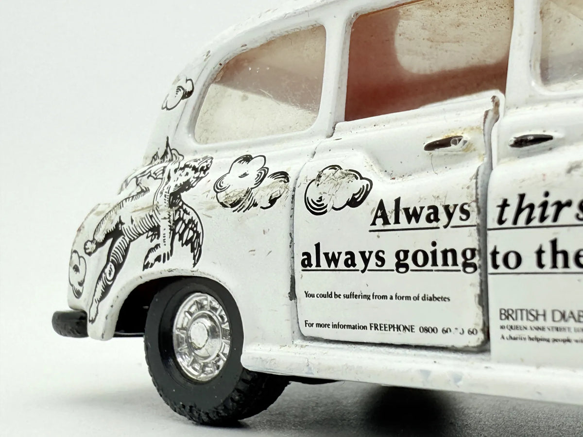 Austin London Taxi, Corgi, Made in Gt Britain, Die cast Resoraki Biały 1:64 – zdjęcie 7