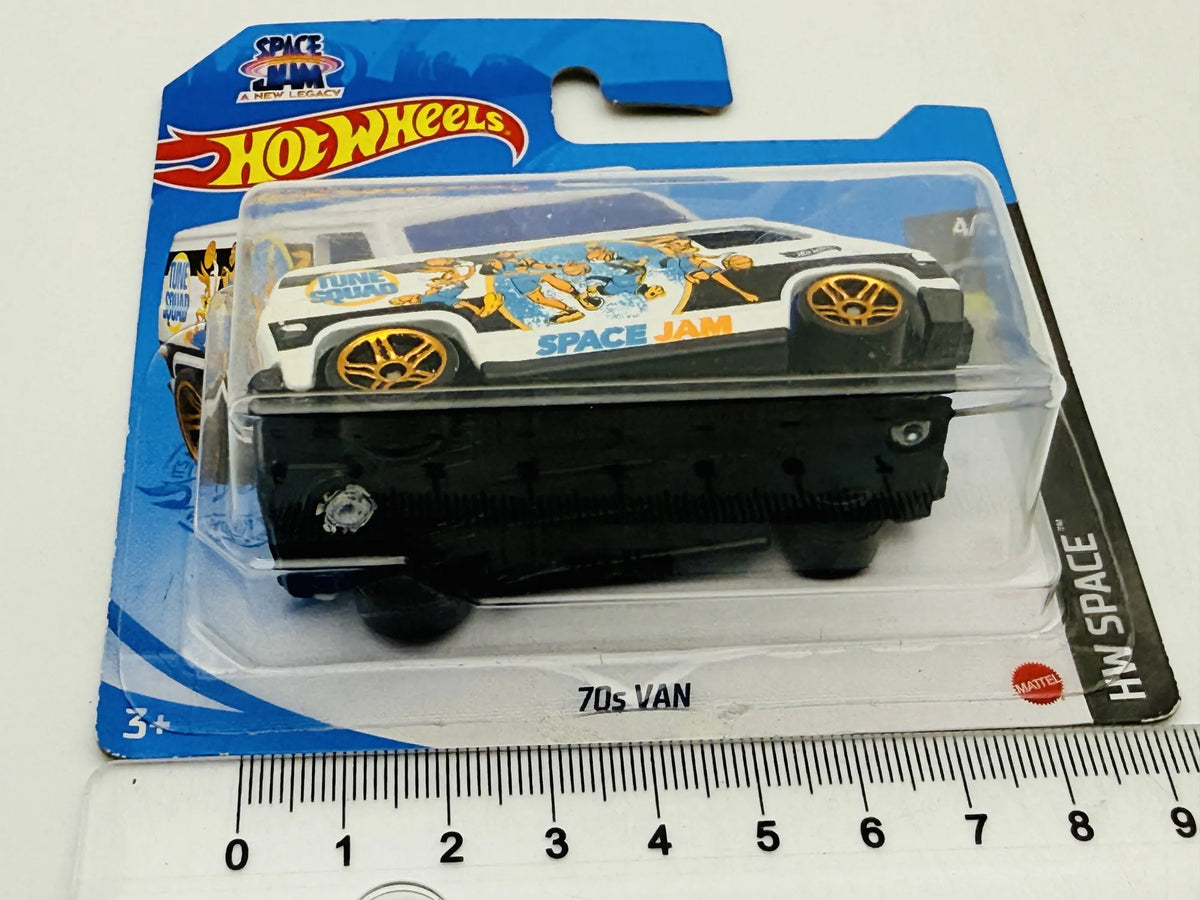 70S Van Hot Wheels 2021 HW Space 1:64 Van SPACE JAM Blister Biały – zdjęcie 7