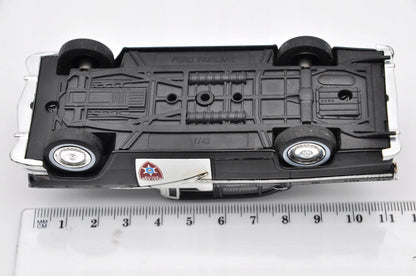 Ford Fairlane Police Car Policja Dinky Toys 1956 Czarny 1:43 Made in United – zdjęcie 7