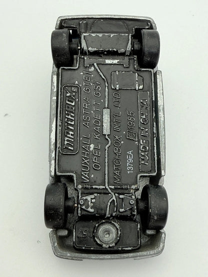 Opel Kadett Gsi / Vauxhall Astra Gte, Matchbox 1985, Resoraki Die cast 1:64 – zdjęcie 7
