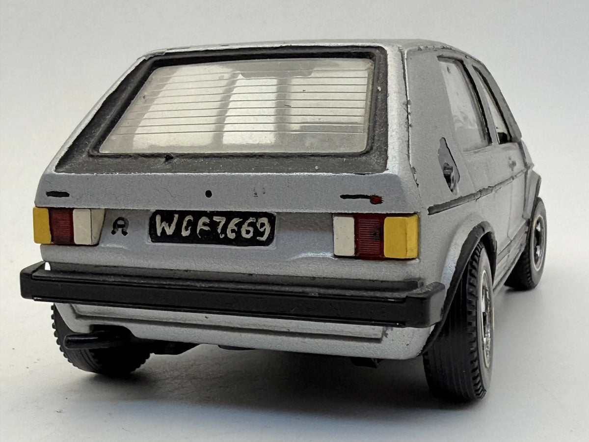 Volkswagen Golf GTI MK1 Mebetoys Srebrny 1:25 Made in Italy – zdjęcie 7