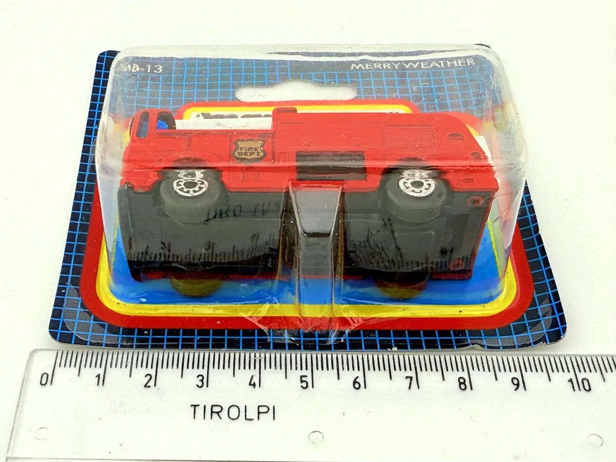 MERRYWEATHER FIRE TRUCK, Matchbox, Resoraki, Die cast Mb-13, Czerwony, 1:64 – zdjęcie 7