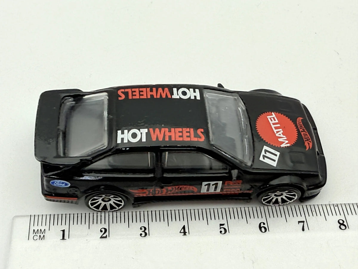 Ford Sierra Cosworth Hot Wheels Czarny 1:64 – zdjęcie 7