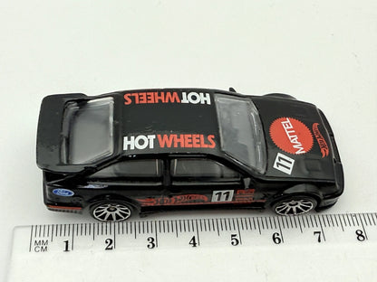 Ford Sierra Cosworth Hot Wheels Czarny 1:64 – zdjęcie 7