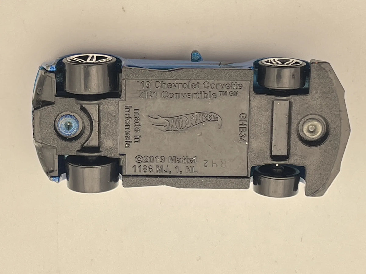 CHEVROLET CORVETTE ZR1 CONVERTIBLE, Hot Wheels 2019, Die cast GHB34, 1:64 – zdjęcie 7